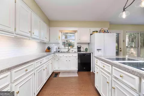 7282 E Wynfield Loop, Midland, GA 31820 photo 9