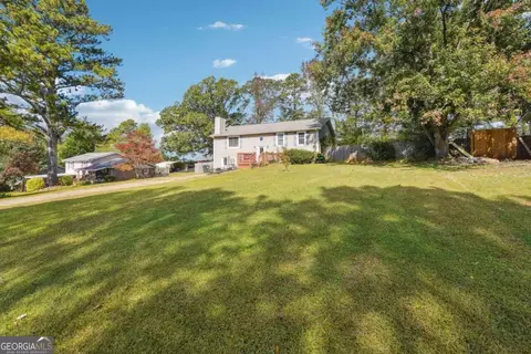 92 Cathie Dr, Dallas, GA 30132