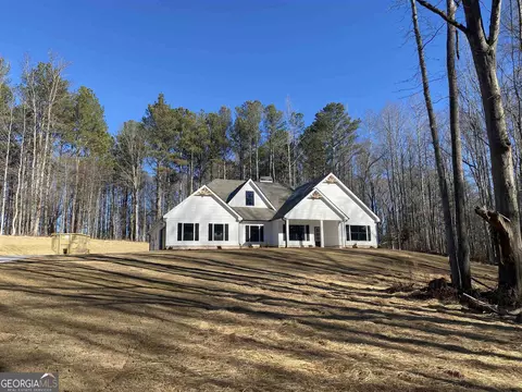 365 Paynes Lake Rd, Carrollton, GA 30116