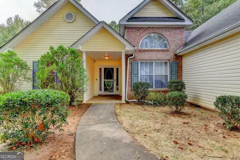 285 Forest Brook Dr, Covington, GA 30016 photo 2