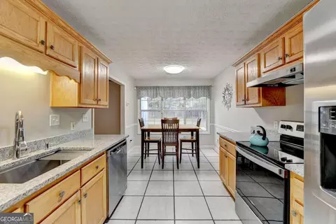 285 Forest Brook Dr, Covington, GA 30016 photo 16