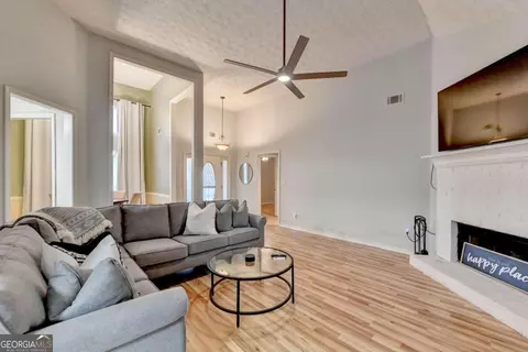 285 Forest Brook Dr, Covington, GA 30016 photo 10