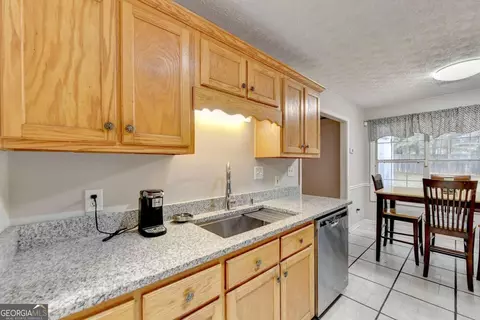 285 Forest Brook Dr, Covington, GA 30016 photo 17