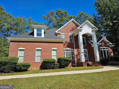 6005 Gwendoline Dr, Atlanta, GA 30349