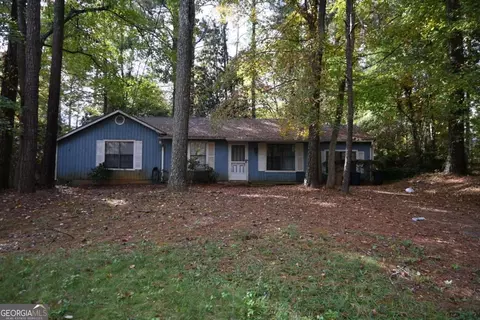 50 Burnham Cir, Jonesboro, GA 30238