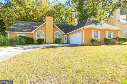 796 Hyde Ct, Lithonia, GA 30058