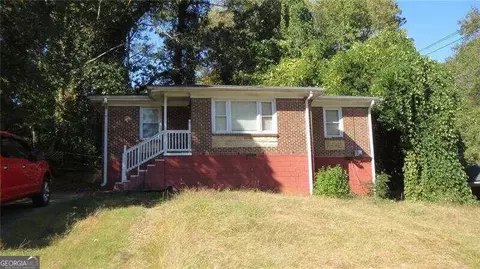 2237 Mark Trl, Decatur, GA 30032