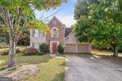 1785 Fairburn Dr, Cumming, GA 30040