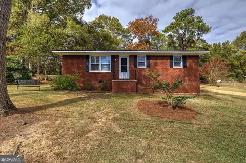 195 Floral Dr SE, Cartersville, GA 30121
