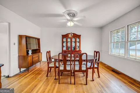 Dining - 3590 Highway 198, Carnesville, GA 30521 photo 1 of 4