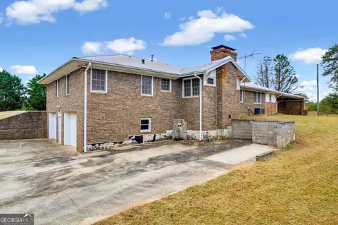 Exterior - 3590 Highway 198, Carnesville, GA 30521 photo 10 of 16