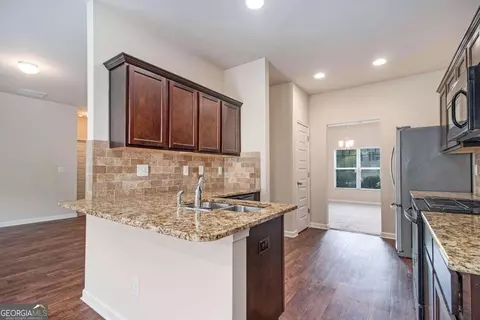 1274 Vienna Ct, Hampton, GA 30228 photo 12