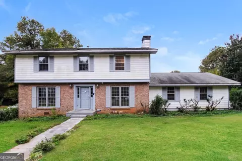 5371 Martins Cv, Stone Mountain, GA 30088