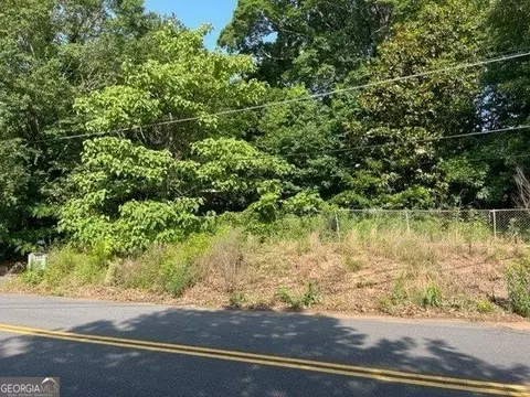 2255 Cooper Lake Rd, Smyrna, GA 30080