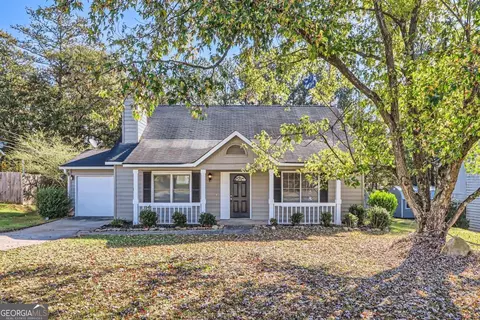 6746 Bent Creek Dr, Rex, GA 30273
