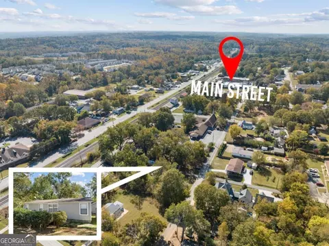 5215 Church St, Flowery Branch, GA 30542