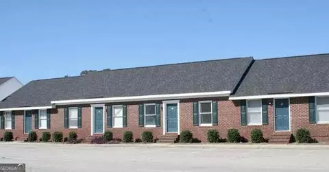230 Lanier Dr #232, Statesboro, GA 30458