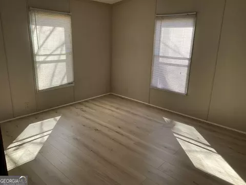 328 E Virginia Ln, Macon, GA 31217 photo 9