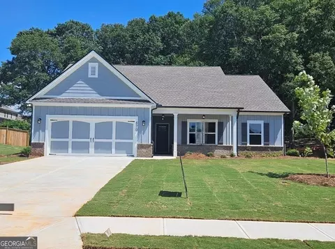 570 Calgary Downs Dr, Winder, GA 30680