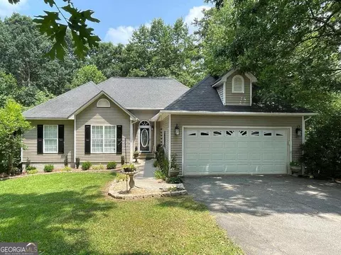 820 Harvey Fields Dr, Canton, GA 30114