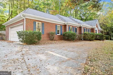 5692 Bloomingdale Ct, Peachtree Corners, GA 30092