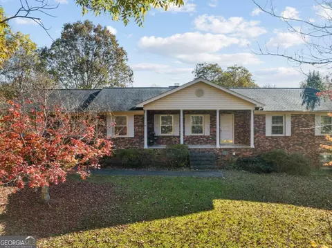 4617 Seminole Dr, Gainesville, GA 30506