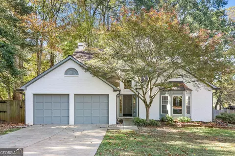 12150 Wallace Woods Ln, Alpharetta, GA 30004