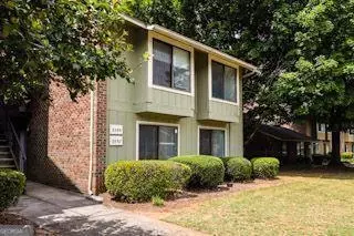 2057 Powers Ferry Trce, Marietta, GA 30067
