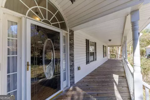 411 Maple Rdg, White, GA 30184 photo 8
