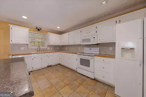 411 Maple Rdg, White, GA 30184 photo 18