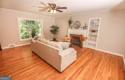 36 Park St, Toccoa, GA 30577 photo 7