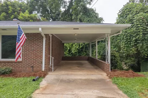 36 Park St, Toccoa, GA 30577 photo 4