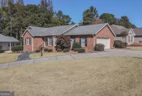 207 Plantation Walk, Carrollton, GA 30117