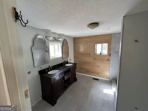 23 Central Ave, Toccoa, GA 30577 photo 5