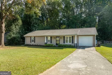 3179 Lancer Dr, Powder Springs, GA 30127