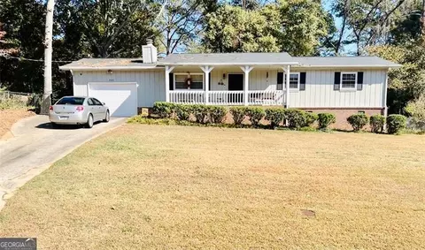 3026 Deshong Dr, Stone Mountain, GA 30087