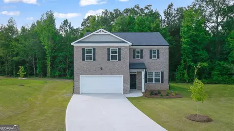 1582 Oakbrook Pond Pl #44, Dacula, GA 30019