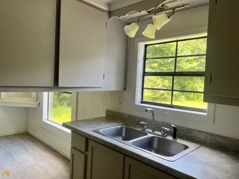 296 Rivers Rd, Williamson, GA 30292 photo 12