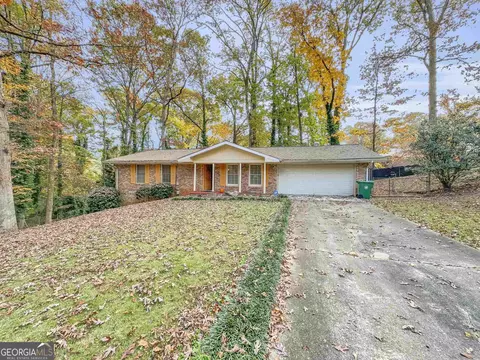 2204 Langdon Ct, Decatur, GA 30035