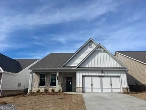 802 Kestrel Dr, Loganville, GA 30052