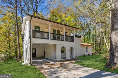 73 Pool Cir, Auburn, GA 30011