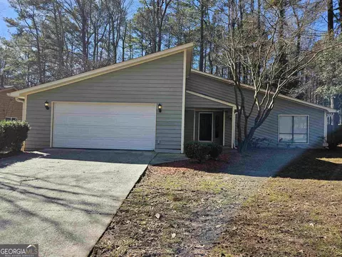 8915 Wesley Pl, Jonesboro, GA 30238