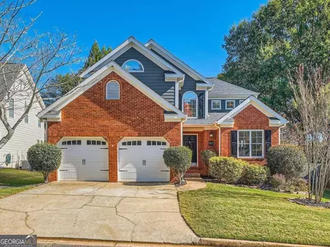 864 Ashfield Dr, Decatur, GA 30030