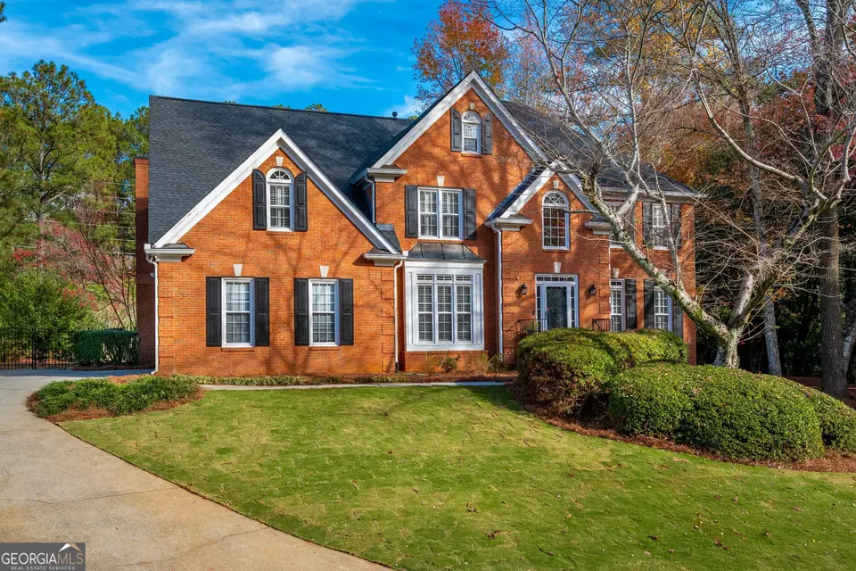 10295 Oxford Mill Cir, Alpharetta, GA 30022 47 Photos Movoto