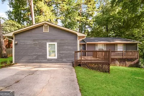 387 Independence Dr, Jonesboro, GA 30238