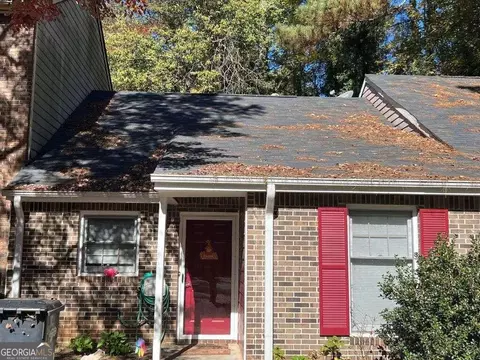 7079 Williamsburg Dr, Riverdale, GA 30274