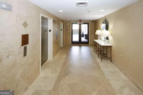 300 Peachtree St #9I, Atlanta, GA 30308