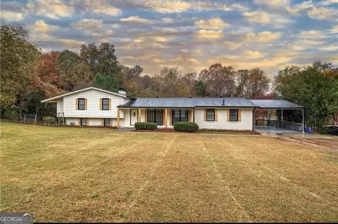 461 Villa Ave, Mableton, GA 30126