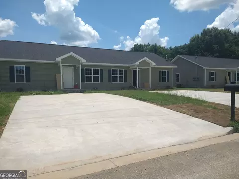 127 Ronald Pride Blvd, Fort Valley, GA 31030