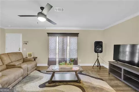 304 Stonegate Dr, Winder, GA 30680 photo 6
